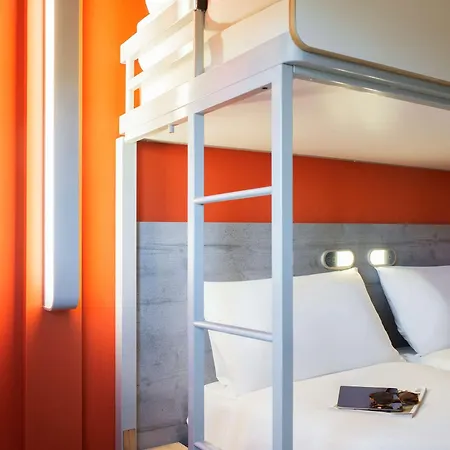 Ibis Budget Amsterdam Airport Badhoevedorp Exterior photo