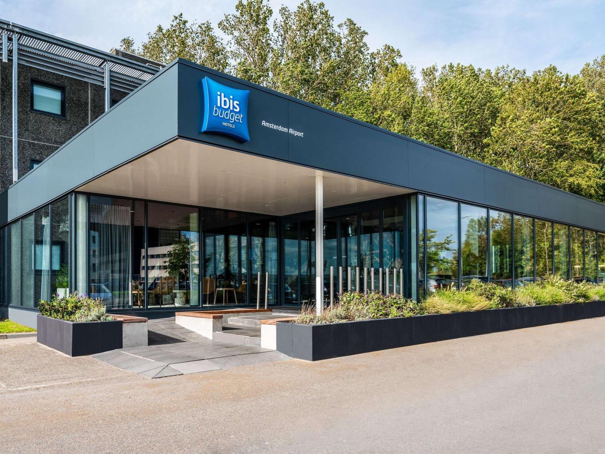 Ibis Budget Amsterdam Airport 2*