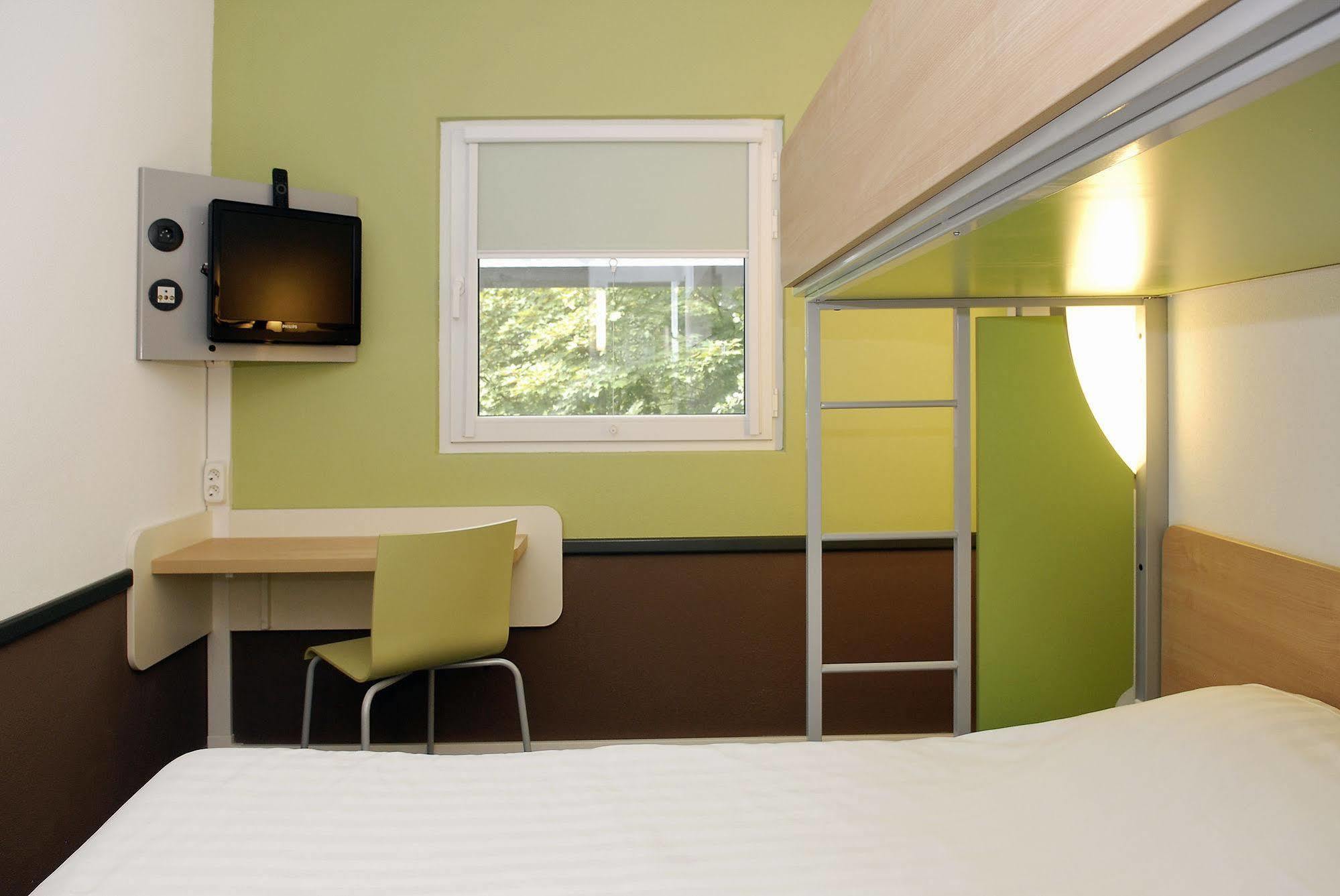 Ibis Budget Amsterdam Airport Hotel